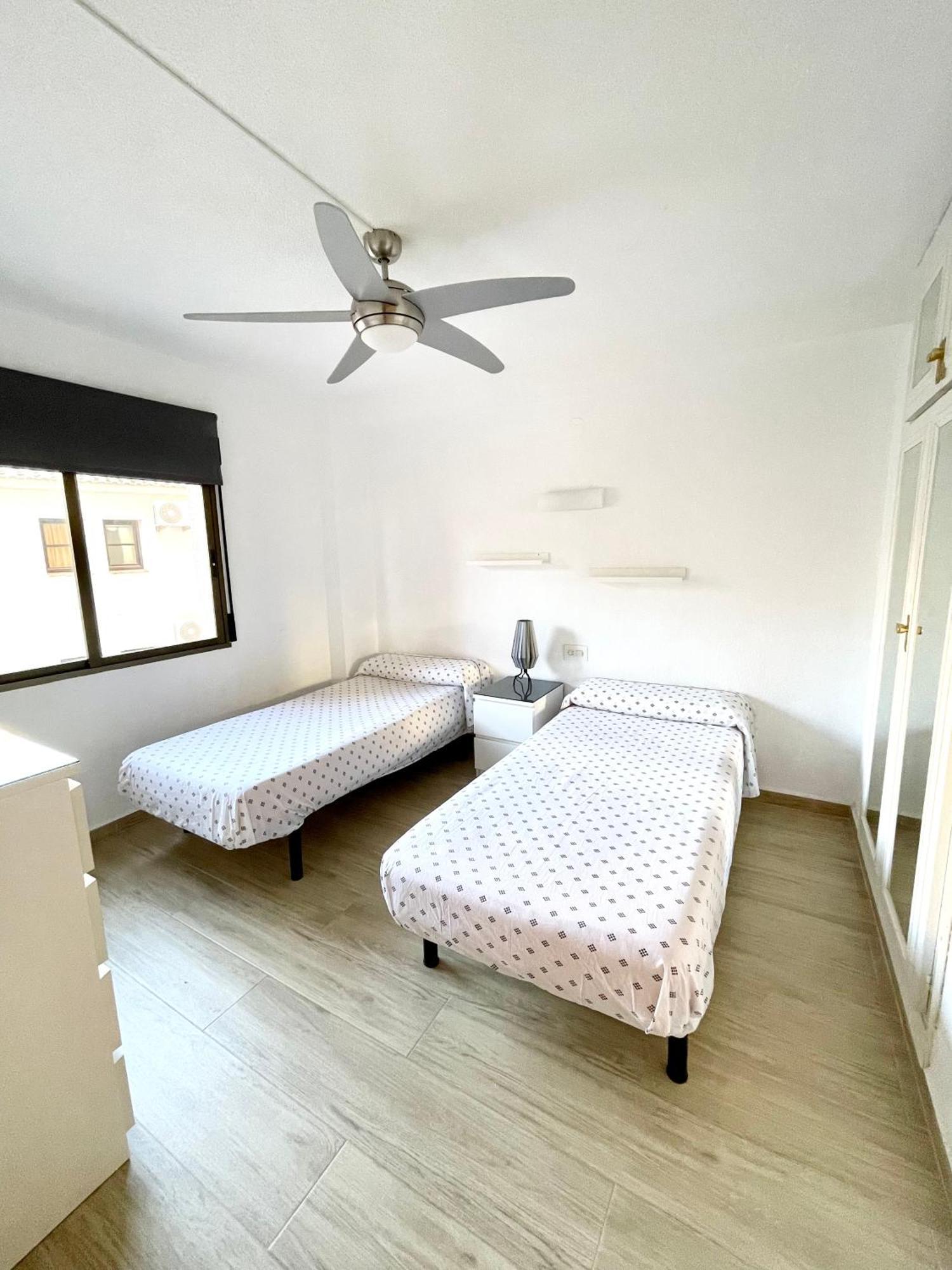 Apartamento Junto Al Mar En Playa San Cristobal Lägenhet Almuñécar Exteriör bild